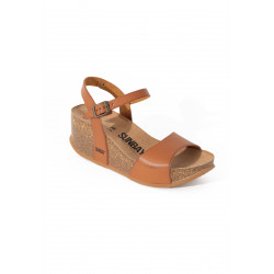 Bruine sandalen met sleehak...