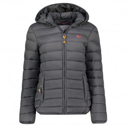 Chaqueta fina con capucha...