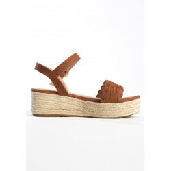 Sandalen met sleehak...